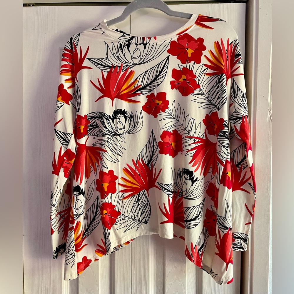 Excellent Condition Ava Sky Bird of Paradise Top